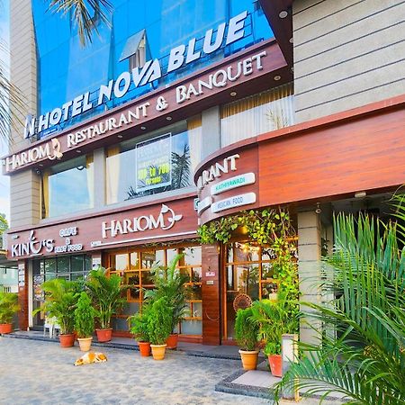 Hotel Nova Blue Ahmedabad Buitenkant foto